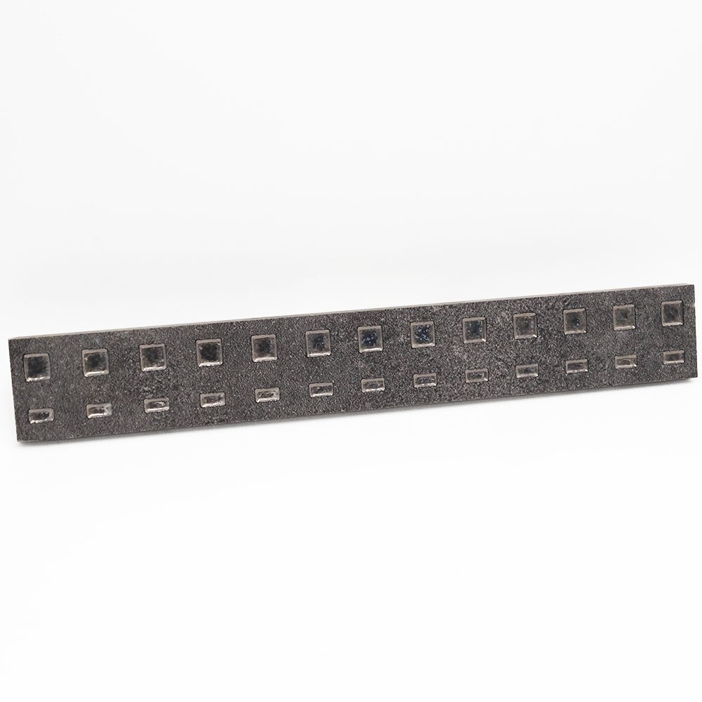 Ref : LISTEL GRIS FENÊTRE...