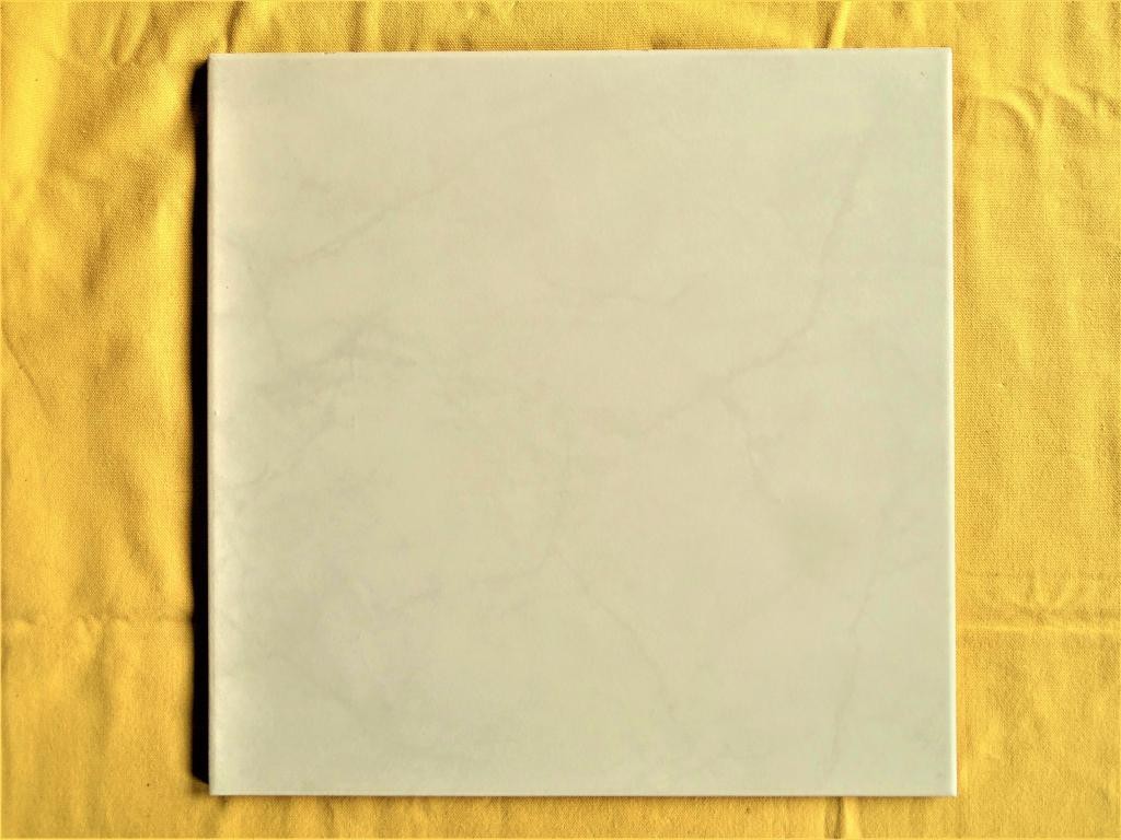 Ref : BLANC MARBRE  33,5x33,5